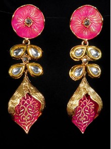 Kundan Earrings with Meenakari Work